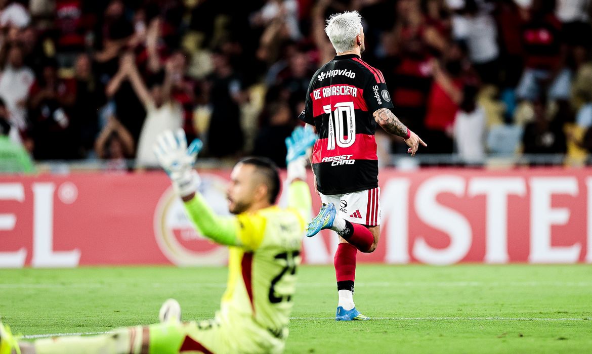 Flamengo Atropela o Independiente Medellín no Maracanã e Segue Imbatível na Libertadores